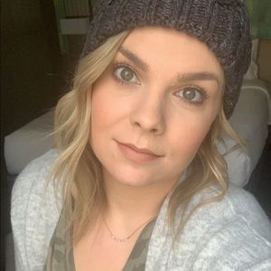 Meet your Posher, Angie